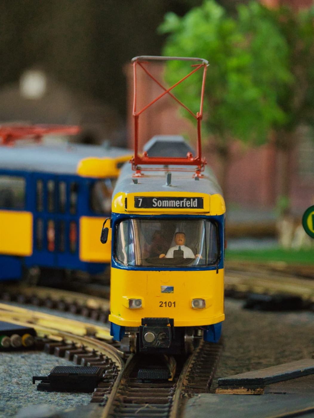 Leipziger Tatra-Straßenbahn der Linie 7 als Modell